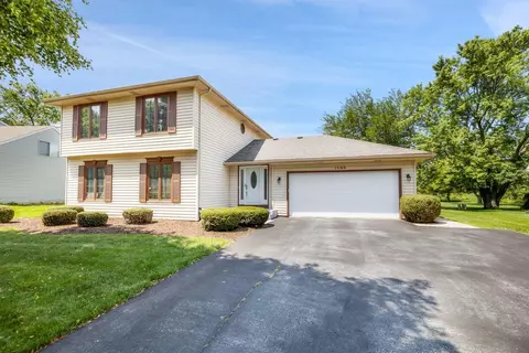 1155 Hull Ct, Aurora, IL 60504
