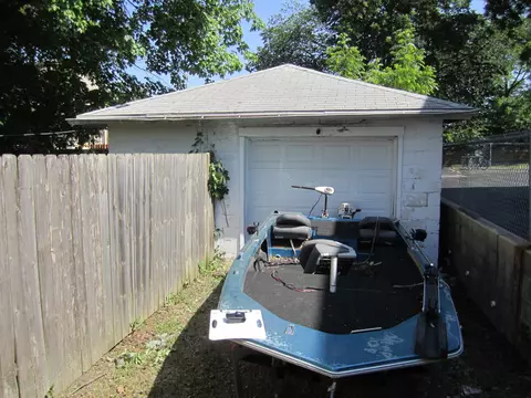 319 Gurler St, Dekalb, IL 60115