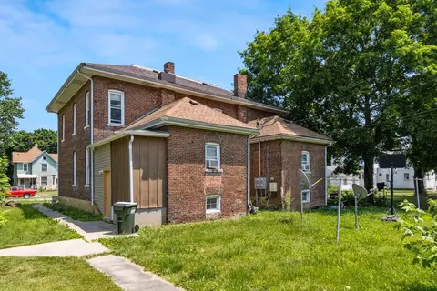 307 8th Ave, Sterling, IL 61081 photo 4