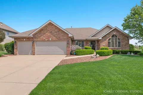 22832 Lakeview Estates Blvd, Frankfort, IL 60423