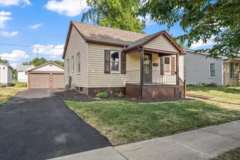 205 N Buchanan St, Heyworth, IL 61745