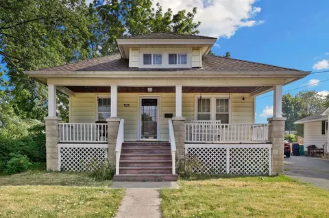 404 E 2nd St, Lockport, IL 60441
