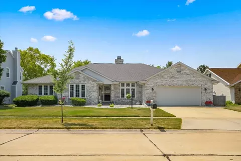 2507 Waterbury Pl, Champaign, IL 61822