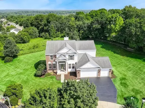 2861 Bristol Ct, Dundee, IL 60118