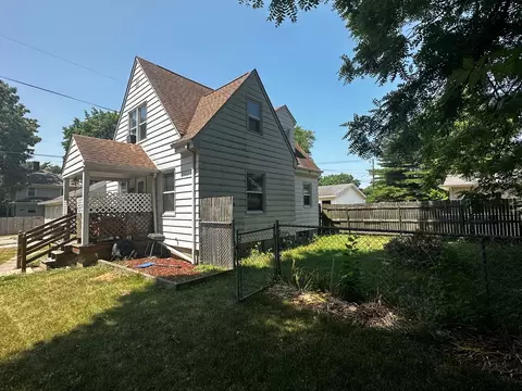 1108 E 3rd St, Sterling, IL 61081 photo 3