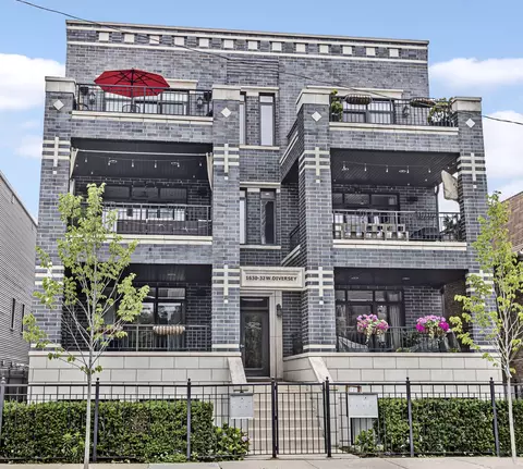 1632 W Diversey Pkwy #3W, Chicago, IL 60614
