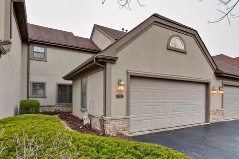 157 Barton Cir, Schaumburg, IL 60194