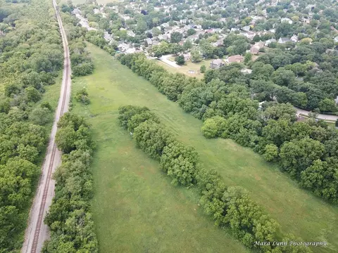 5 S N444 S Bartlett Rd, Bartlett, IL 60103 photo 2