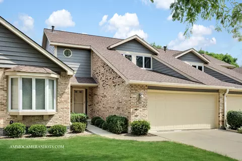 501 W Evergreen St, Wheaton, IL 60187