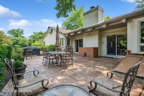 5 N600 Robin Ln, Wayne, IL 60184 photo 7