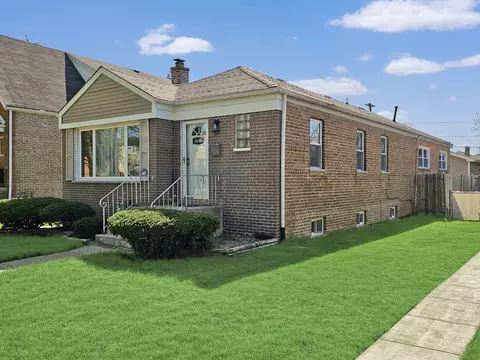 9640 S Utica Ave, Evergreen Park, IL 60805