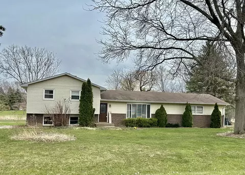 42609 Washington Ave, Winthrop Harbor, IL 60096