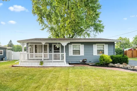 407 E Park St, Plano, IL 60545