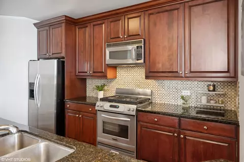 420 E Waterside Dr #1201, Chicago, IL 60601 photo 5