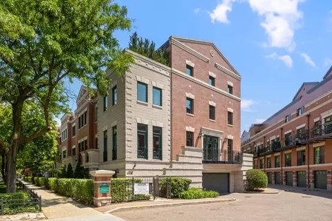 425 W Dickens Ave #I, Chicago, IL 60614
