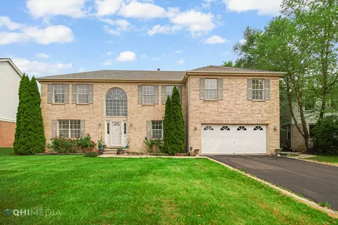 720 Dursey Ln, Des Plaines, IL 60016