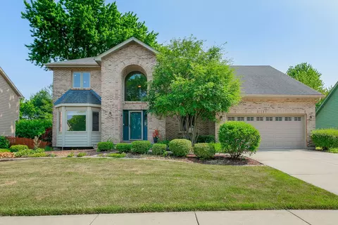 1804 Auburn Ave, Naperville, IL 60565