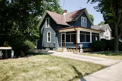 631 E Wilson St, Batavia, IL 60510