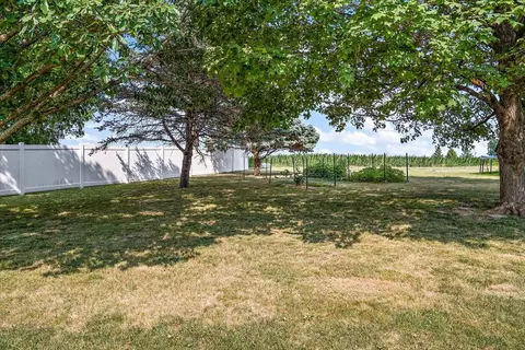 414 S Eastern Ave, Minier, IL 61759 photo 21