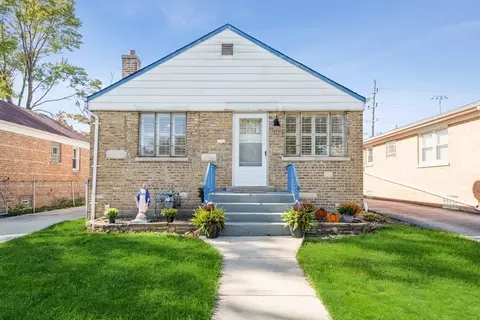 822 Westchester Blvd, Westchester, IL 60154