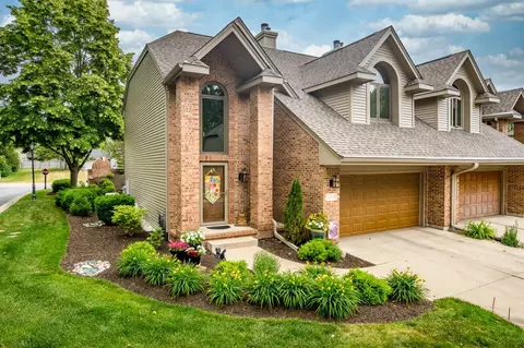 5918 Heritage Pl, Loves Park, IL 61111