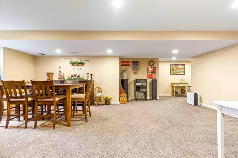 107 Labrador Ln, Downs, IL 61736 photo 23