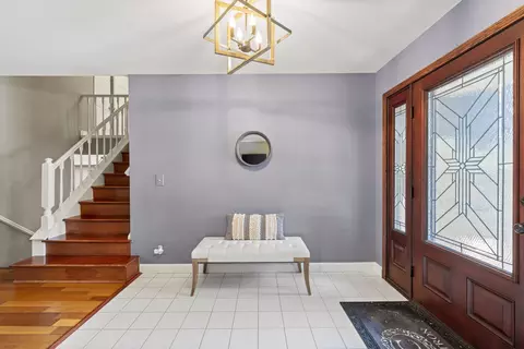 1092 Gannon Ct, Hoffman Estates, IL 60169 photo 17