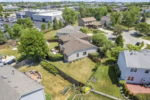 1092 Gannon Ct, Hoffman Estates, IL 60169 photo 46