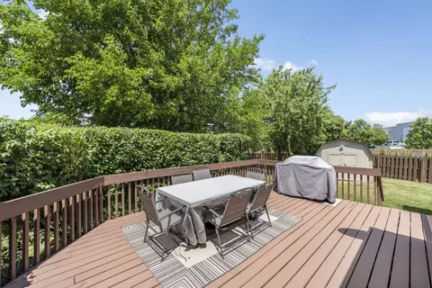 1092 Gannon Ct, Hoffman Estates, IL 60169 photo 36