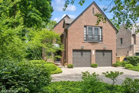 773 Greenwood Ave, Glencoe, IL 60022