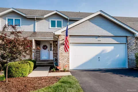 9445 Quail Trl, Tinley Park, IL 60487