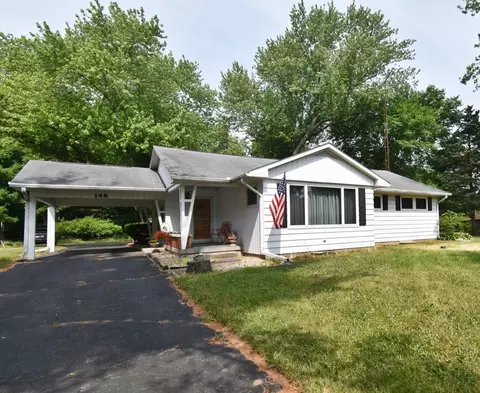 148 N Lincolnway, North Aurora, IL 60542