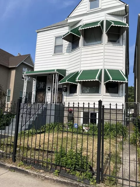 6947 S Wentworth Ave, Chicago, IL 60621