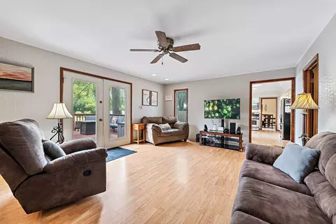 4 Deerfield Ave, Kankakee, IL 60901 photo 8