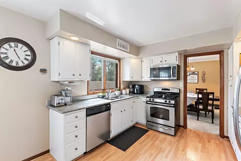 4 Deerfield Ave, Kankakee, IL 60901 photo 11