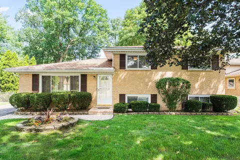 189 Windsor Ave, Wood Dale, IL 60191