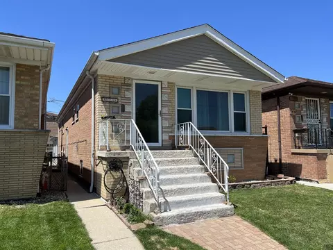 7134 S Central Park Ave, Chicago, IL 60629