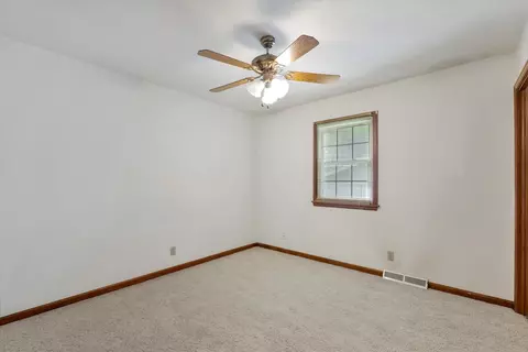 2309 Brookshire W Dr, Champaign, IL 61821 photo 23