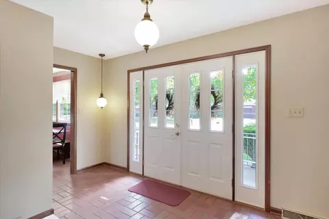2309 Brookshire W Dr, Champaign, IL 61821 photo 7