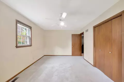 2309 Brookshire W Dr, Champaign, IL 61821 photo 32
