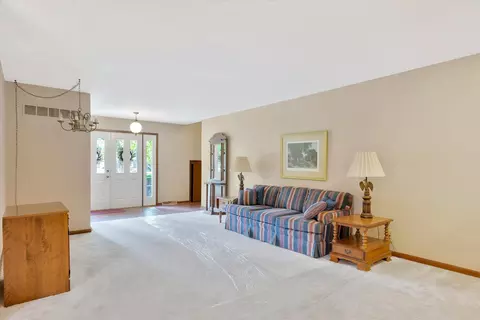 2309 Brookshire W Dr, Champaign, IL 61821 photo 10