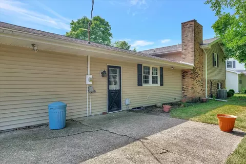 2309 Brookshire W Dr, Champaign, IL 61821 photo 40