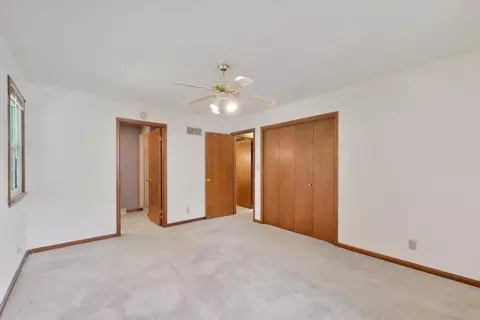 2309 Brookshire W Dr, Champaign, IL 61821 photo 25