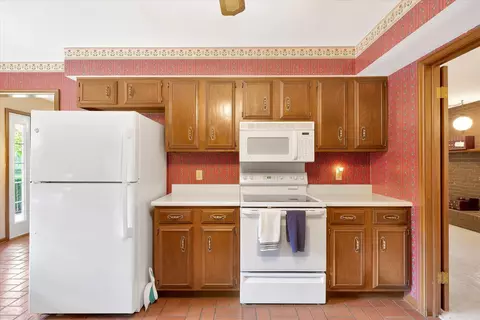 2309 Brookshire W Dr, Champaign, IL 61821 photo 18