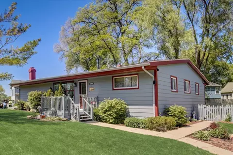 37166 N Hampshire Ln, Lake Villa, IL 60046
