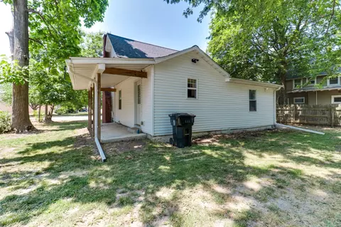 304 S Linden St, Normal, IL 61761 photo 24