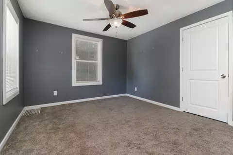 304 S Linden St, Normal, IL 61761 photo 15