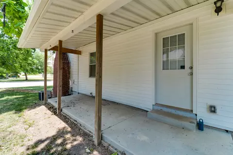 304 S Linden St, Normal, IL 61761 photo 26