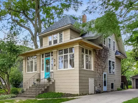 300 N Maple Ave, Elmhurst, IL 60126
