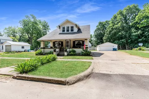 415 W Main St, Tiskilwa, IL 61368